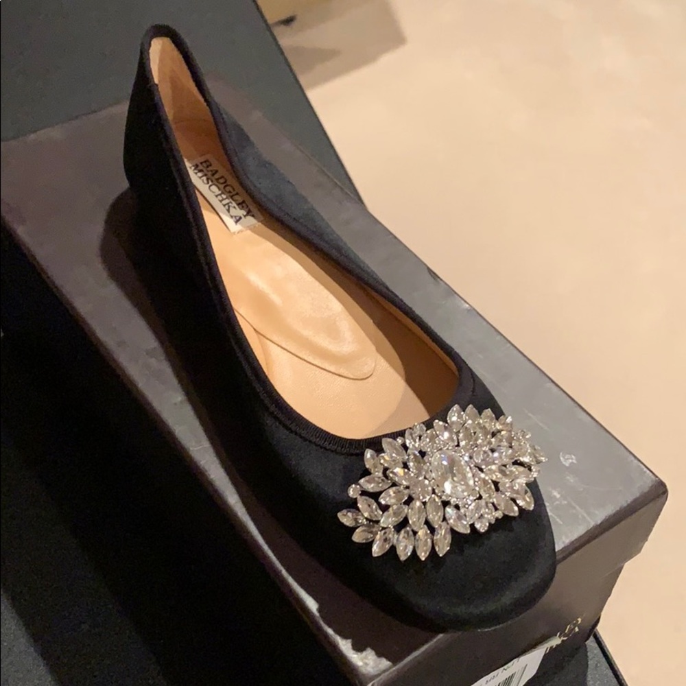 Badgley Mischka flats